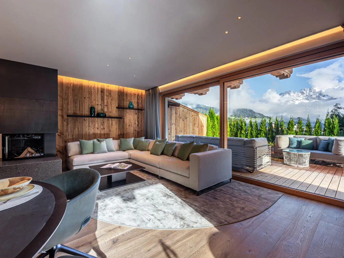 Apartment_amp_Penthouse(1)
